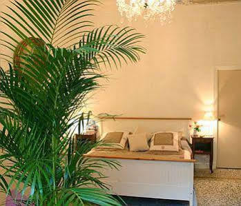 Garden Hotel